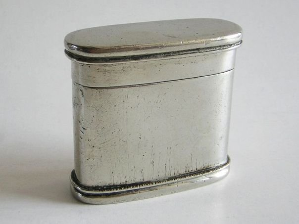 Silver opium box – (5544)